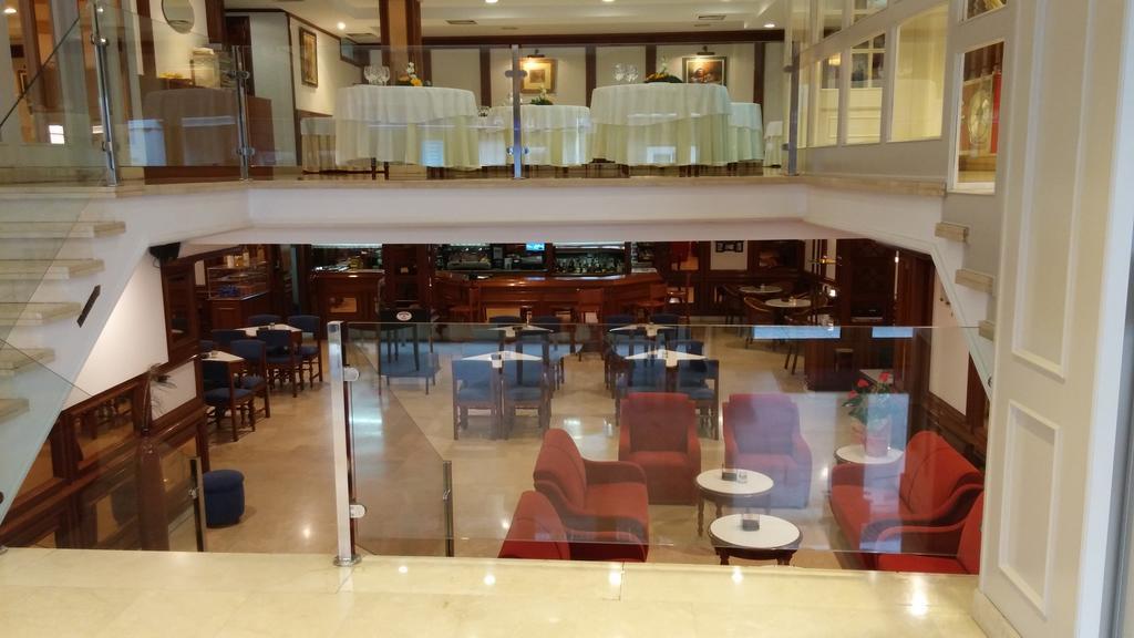 או גרובה Hotel Serantes מראה חיצוני תמונה